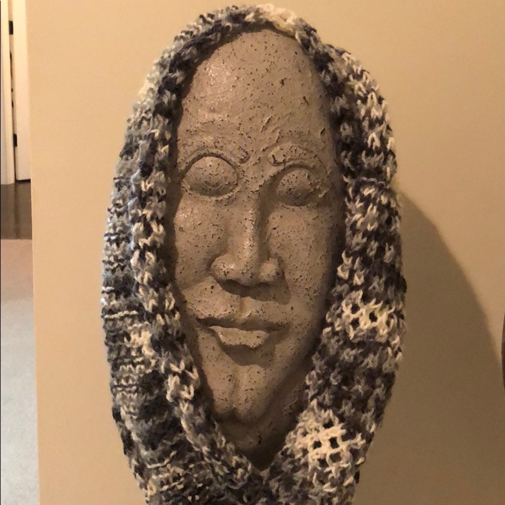 GRAY AND WHITE SCARF - Hand knitted